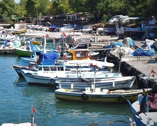 Batı Karadeniz'li balıkçılar, yeni sezon hazırlıklarını tamamladı