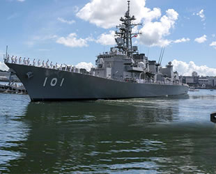 Japon savaş gemisinin personelinde koronavirüs tespit edildi