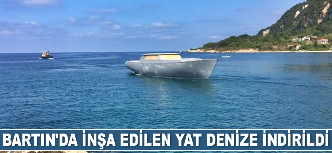 Bartın’da inşa edilen yat denize indirildi