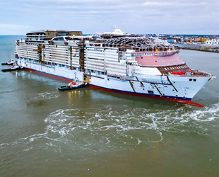 Royal Caribbean'ın en büyük yolcu gemisi Wonder of the Seas suya indirildi