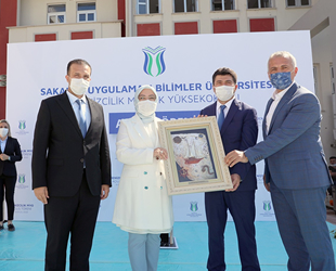 Sakarya Uygulamalı Bilimler Üniversitesi Denizcilik Meslek Yüksekokulu törenle açıldı