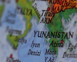 Arnavutluk'ta Yunanistan'ın İyon Denizi'nde karasularını genişletme planı tartışılıyor