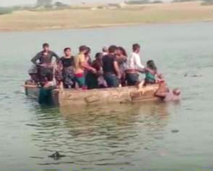 Hindistan’da tekne alabora oldu: 14 ölü, 10 kayıp