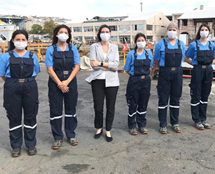 Şehir Hatları’nda bir ilk! 5 kadın gemici işbaşı yaptı!