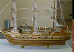 Gemi maketi ve Sualtı fotoğrafları sergisi