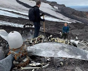 İzlanda'da düşen ABD uçağı, buzullar eriyince 76 yıl sonra bulundu