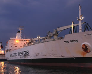 KAZANETS isimli Rus fırkateyni ile ICE ROSE isimli kargo gemisi çatıştı