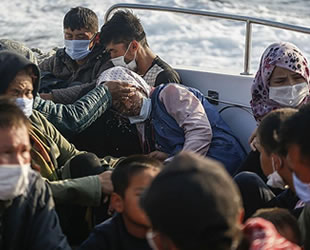 Afgan göçmenler, Yunanistan'ı 'sığınmacıları denize geri itmekle' suçladı
