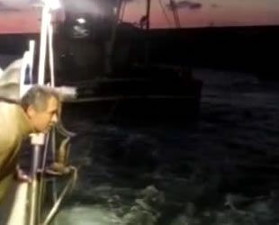 Abana’da kuma oturan balıkçı teknesi kurtarıldı