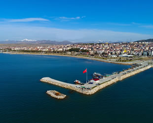 Beyşehir Gölü’nün temizlenmesi çalışmaları masaya yatırıldı