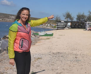 Milli sörfçü Çağla Kubat’ın tekne motorunu çaldılar