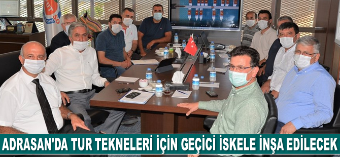 Adrasan'da tur tekneleri için geçici iskele inşa edilecek