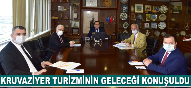 Kruvaziyer turizminin geleceği konuşuldu