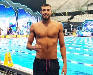 Olimpik yüzücü Emre Sakçı, Avrupa'nın da en hızlı yüzücüsü unvanını eline geçirdi
