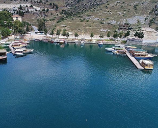 Fırat Nehri'nde tekne turları artırılıyor
