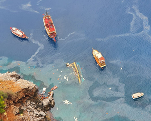 Alanya'da tur teknesi alabora oldu: 1 ölü