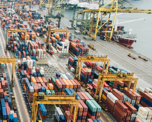 İhracat miktar bazlı arttı, değer açısından düştü