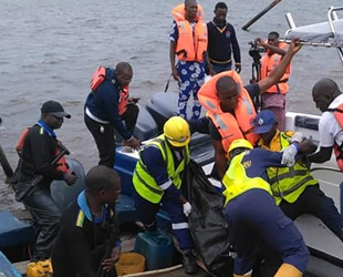 Nijerya'da yolcu taşıyan kano battı: 18 ölü