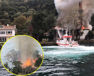 İstanbul’daki tarihi Vaniköy Camii'nde yangın çıktı