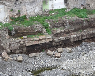 Trabzon'un göbeğinde Roma dönemine ait rıhtım ortaya çıktı