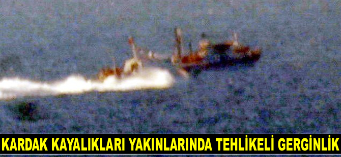 Türk sularına girmeye çalışan Yunan balıkçılara Sahil Güvenlik engel oldu