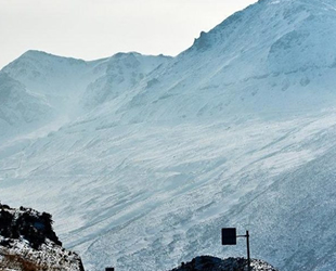 Dünyanın üçüncü kutbu alarm veriyor! 450 metre geri çekildi!