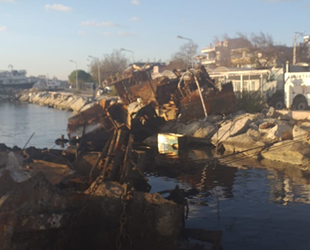 Batık gemi Pasha, 7 yıl sonra denizden çıkarıldı