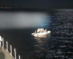 Marmaris'te 17 kaçak göçmen kurtarıldı