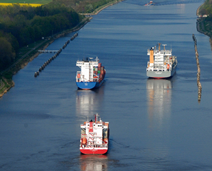 Kiel Kanalı'nda gemi geçiş ücretleri askıya alındı