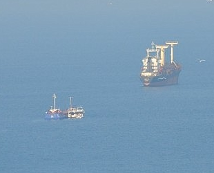'Hesen M' ve 'Cansel' isimli kuru yük gemileri, Kuşadası’nda çatıştı