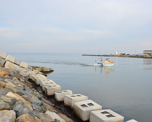 16 yıldır yapılması beklenen mendireğin 425 metresi tamamlandı