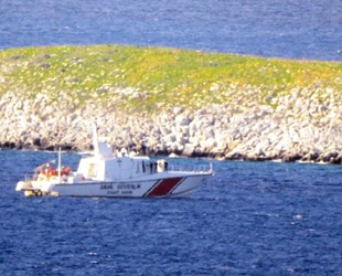 Türk Sahil Güvenlik ekipleri, Kardak’ta kuş uçurtmuyor