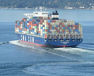 CMA CGM, Güney Çin limanlarında kargo alımını durdurdu