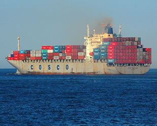 Konteyner gecikmeleri Çin'in ihracatını daraltıyor