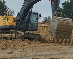 Çevreciler, Saros Körfezi’nde doğaya vurulan kepçeye karşı büyük mücadele veriyor