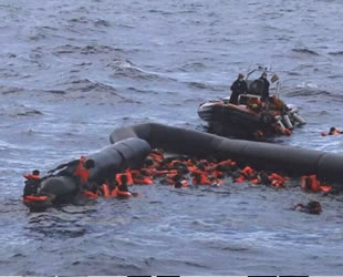 Akdeniz’de göçmenleri taşıyan bot battı: 20 ölü