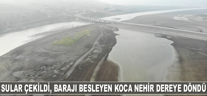 Elazığ'da sular çekildi, barajı besleyen koca nehir dereye döndü