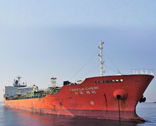İran, Güney Kore gemisine denizi kirlettiği için el koymuş