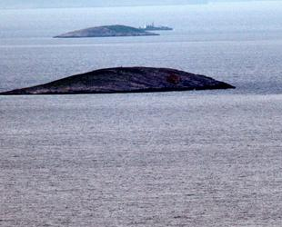 Kardak yakınlarında Türk ve Yunan tekneleri çatıştı
