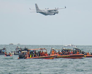 Endonezya uçağının düştüğü bölgede çalışmalar sürüyor