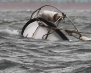 Körfez'de lodos balıkçı teknesini batırdı