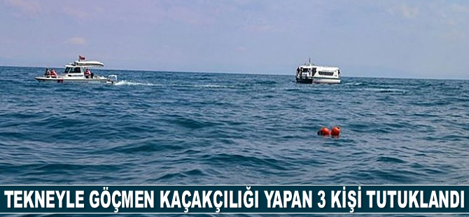 Tekneyle göçmen kaçakçılığı yapan 3 kişi tutuklandı