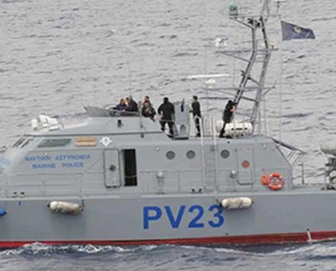 Rum liman polisi, KKTC’den gittiği iddia edilen gemi nedeniyle teyakkuza geçti