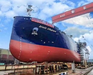 Dünyanın en büyük LNG ikmal gemisi Avenir Allegiance, denize indirildi