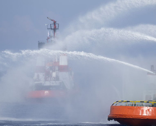 Çanakkale açıklarında 'Gallipoli Seaways' isimli Ro-Ro gemisinde yangın çıktı