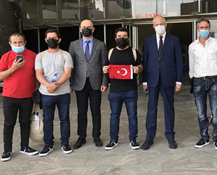 Serbest bırakılan 6 Türk mürettebat Türkiye'nin Abuja Büyükelçiliği'ne getirildi