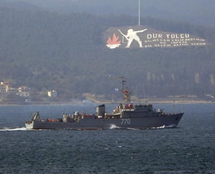Rus savaş gemisi, Çanakkale Boğazı’ndan geçti