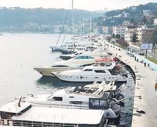 İBB, Boğaz'daki tekne 'işgali'ni sonlandırmak için harekete geçti