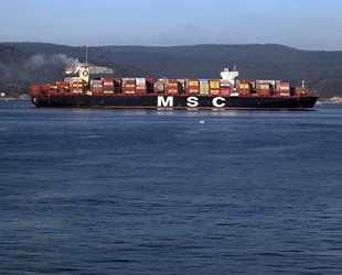 Çanakkale Boğazı, transit gemi trafiğine tek yönlü kapatıldı