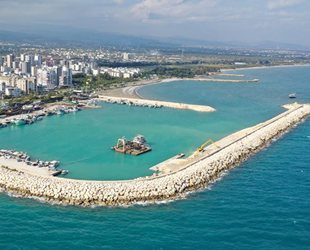 Erdemli Balıkçı Barınağı'nın kapasitesi artırılıyor